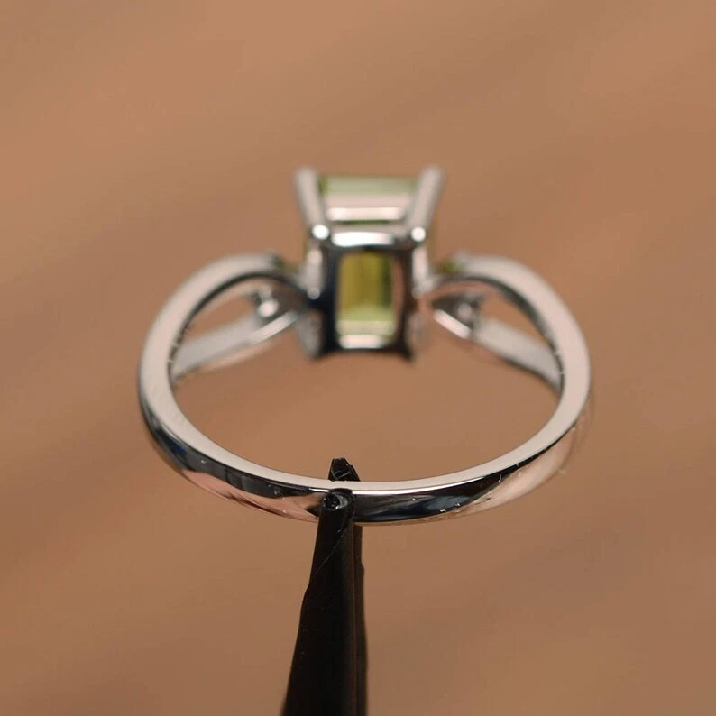 Handmade natural peridot ring 14K Solid White Gold Jewelry promise ring For Gift - Image 3 of 4