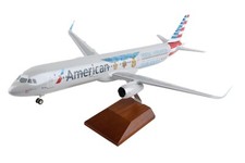 Skymarks SKR8428 American Airlines A321-200 Medal Of Honor Desk 1/100 AV Model