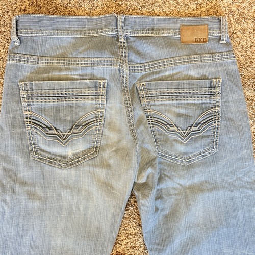BKE Buckle Carter Straight Leg Light / Medium Wash Mens Jeans Size 34R 34x32 - Picture 8 of 10