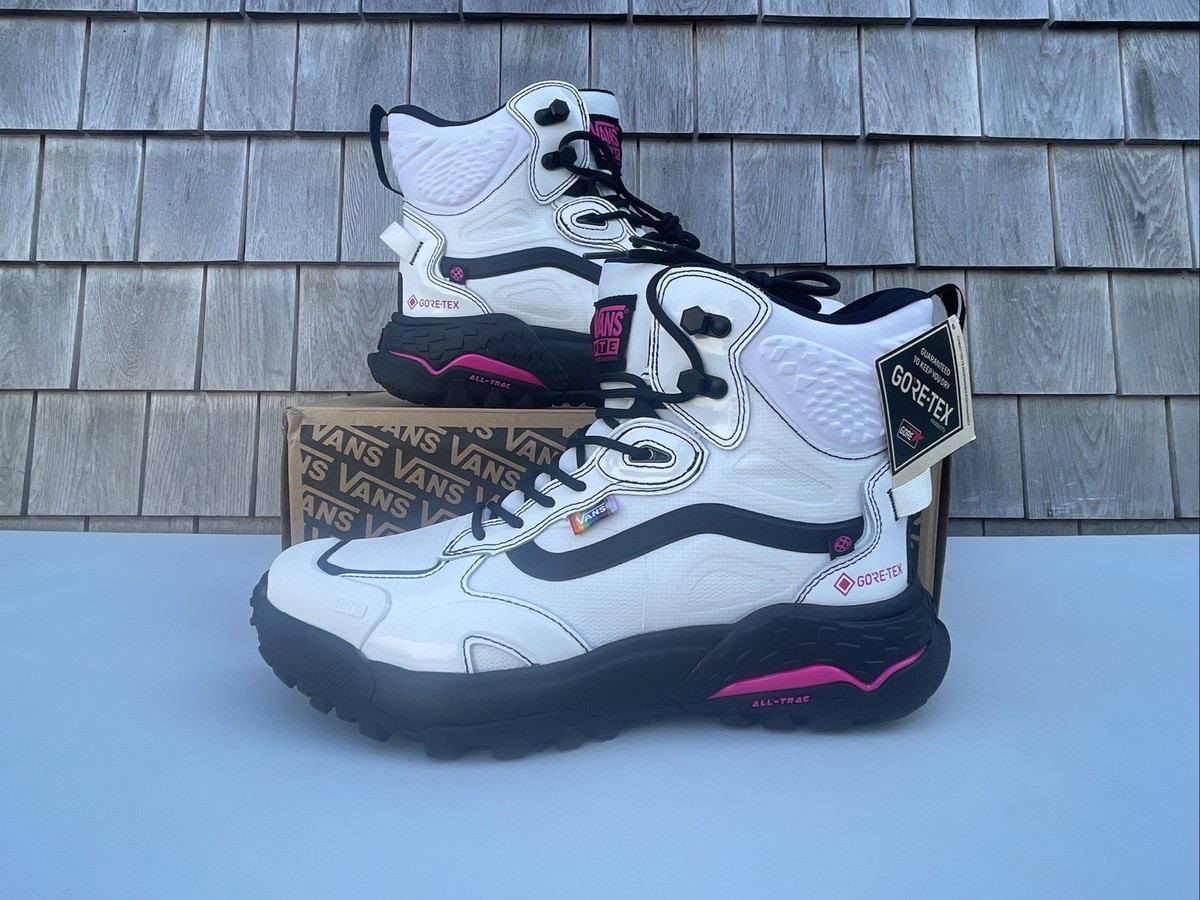 VANS Crestline GORE-TEX MTE White Mens Size 10.5 Boots Wms\'s Size 12 $230 Retail Vans MTE Crestline Gore-Tex Shoes Hiking Boots White/Black  main image 2
