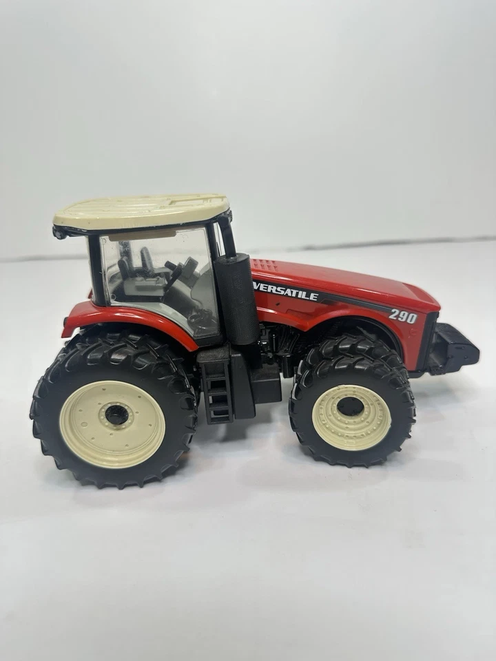Versatile 290 Farm Tractor Diecast Model Toy 1/32 Scale Buhler Licensed - Image 3 of 4