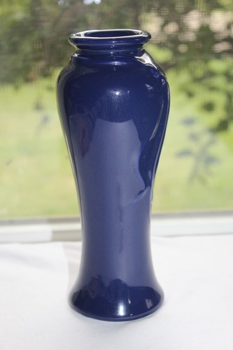 Haeger 1990’s MCM Art Pottery Dark Navy Blue Ribbon Design Keramik Vase 8,5”T - Bild 6 von 14