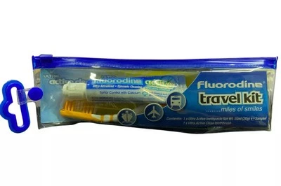 ONLINEFORU LYD 5er Pack Reisezahnbürste und Fluorod Zahnpasta 20g Versand mit Sendungsverfolgung