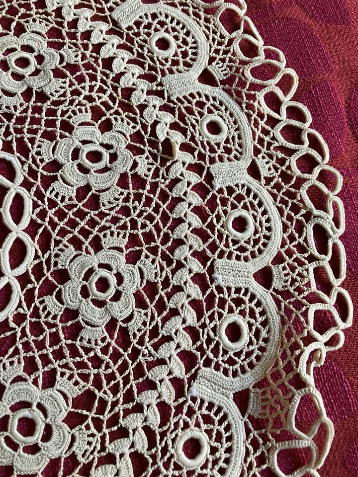 Napperon ancien en dentelle écrue (réf. T) - Photo 3/4