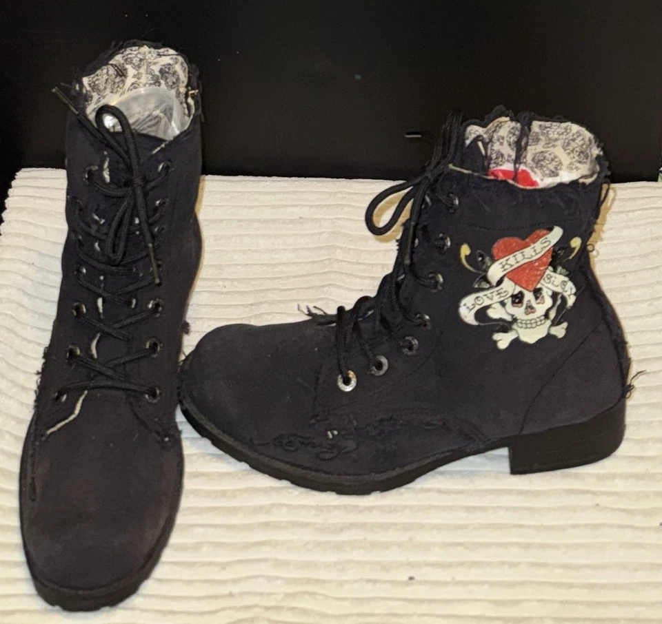 Botas para mujer Ed Hardy by Christian Audigier Raveen desgastadas talla 9 Foto 2 de 4