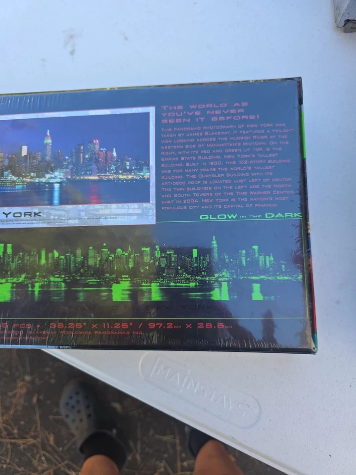 VTG NEW NY Skyline Pre 911 Panoramic Puzzle Glow In The Dark Twin Towers 3ft  - Image 4 of 4