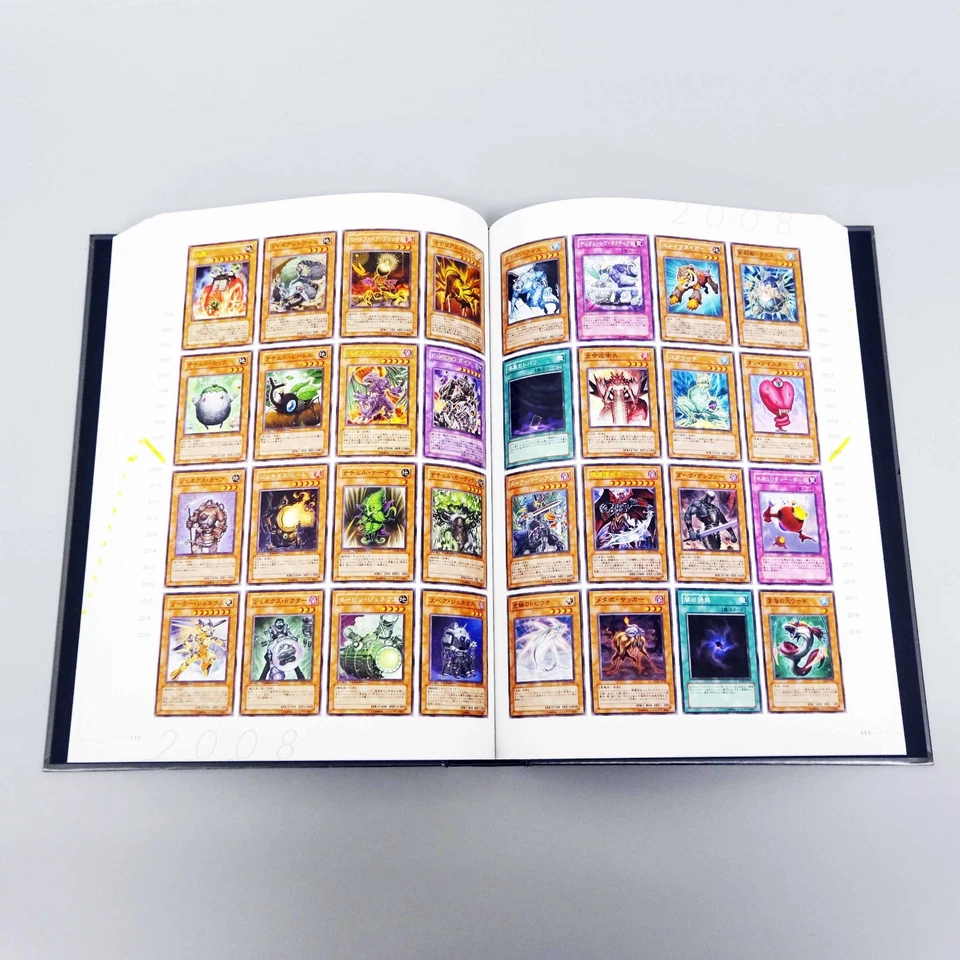 YU-GI-OH! OCG 20th ANNIVERSARY MONSTER ART BOX KONAMI ART BOOK Used - Image 3 of 4