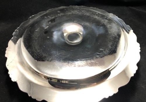 Vintage 12" Oneida Silverplate Serving Tray w/attached Center Bowl - Rose Edge - Picture 9 of 15