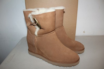 Nuevo En Caja uggs Ugg Australia clásico botón Botín Botas Castaño Femme  Palanca de 9 | eBay