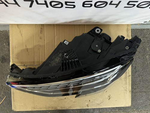 AUDI A3 S3 RS3 PASSENGER SIDE LED MATRIX HEADLIGHT GENUINE NEW 8Y0941035J - Picture 2 of 3