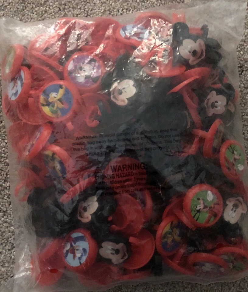 Anillos Mickey Minnie Goofy Donald, paquete a granel de 144 adornos para cupcakes, cuatro diseños Foto 2 de 4