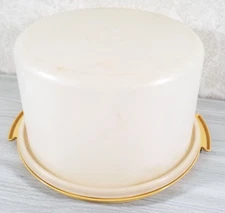 Tupperware Large Size VTG Cake Carrier Harvest Gold 11" X 7" 683-7 & 684-5