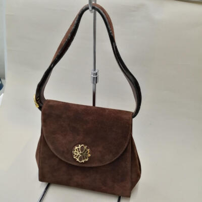 Salvatore‎ Ferragamo Brown Woman Authentic Used Size 80 Suede m_699947e06c0504aabf86b4d0.jpeg main image 3