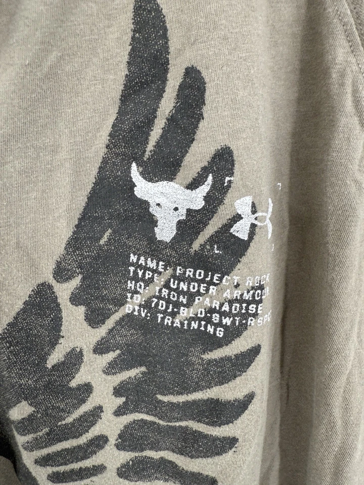 Camiseta Project Rock Feminina Tamanho XL Verde Crop Top Under Armour Manga Curta - Imagem 4 de 4