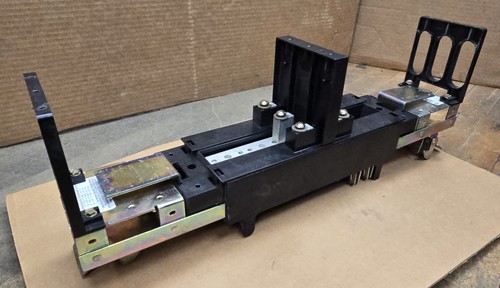 General Electric AMC6FJ Circuit Breaker Module 500A 600V Max 6 Pole Model 1