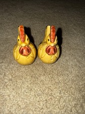 Vintage Green Ceramic Chicken Hen Salt & Pepp...