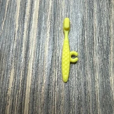 Barbie Dream House GNH53 2019 Replacement Part Piece Toothbrush Yellow