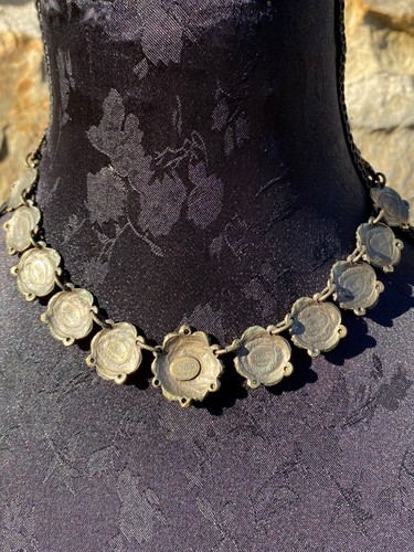 TARATATA France Collier - Fleurs design. Necklace signed - Flowers & rhinestones - Foto 7 di 11
