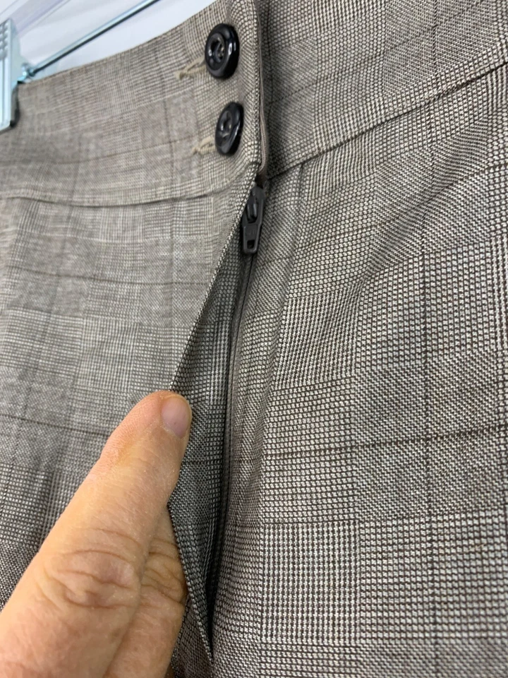 Sz 8 Armani Collezioni Womens Gray Plaid Wool-Blend Dress Pants Wide Leg GUC - Image 3 of 4