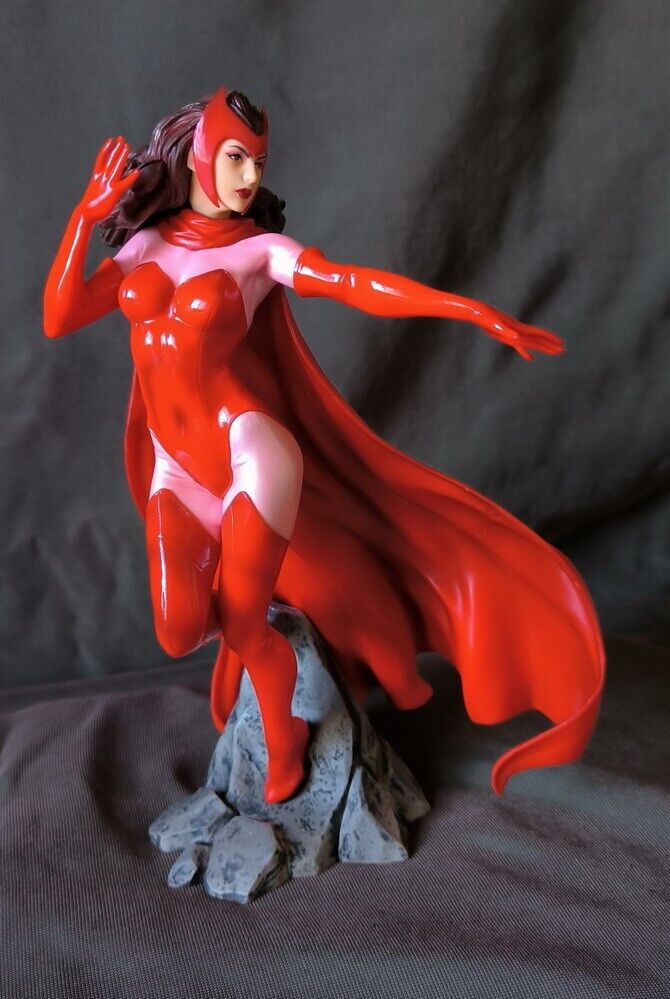 KOTOBUKIYA ARTFX+ MARVEL UNIVERSE Scarlet Witch 1/10 PVC Figure, Figures &  Plastic Kits