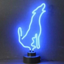 WOLF NEON SCULPTURE by Neonetics   4WOLFX
