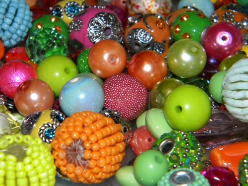 NEW 20/Pc Jesse James beads Lot Bright colored Hawaiian Punch RANDOM picked - Picture 11 of 12