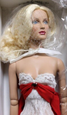 TONNER Puppe ''Basic Sweetheart'' T5-AWBD-01 Alice im Wunderland Sammelfigur