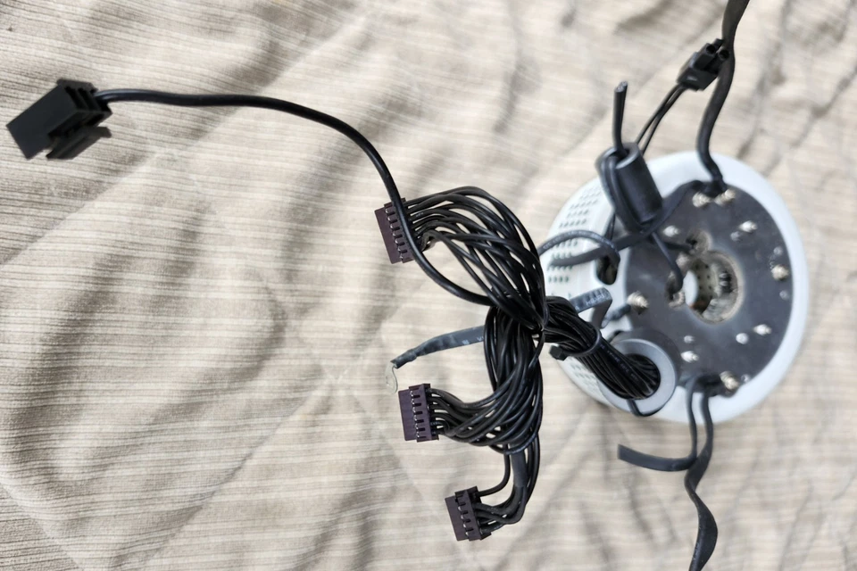 Apple M7768 17” Studio Display CRT Monitor Neck Board - Parts - Image 2 of 4