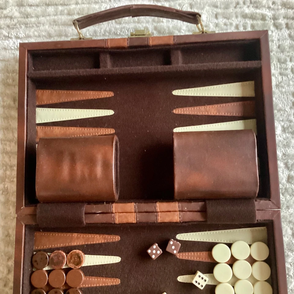 Vtg Backgammon Board Game Set Faux Brown Leather Travel Case Interior Stitched - Image 4 of 4