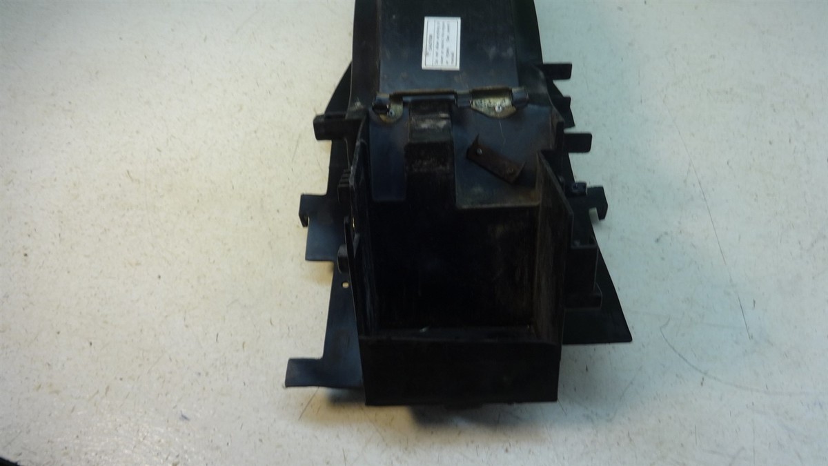 1987 Kawasaki ZX750-F Ninja ZX 750 K519. rear inner fender | eBay