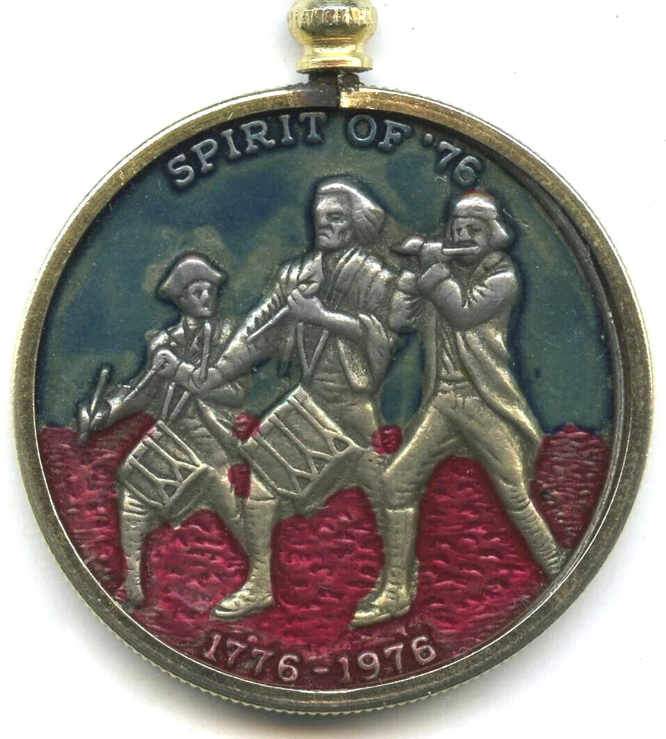1776 1976 Spirit of 76 Bicentennial Colored Medal Round Necklace E132