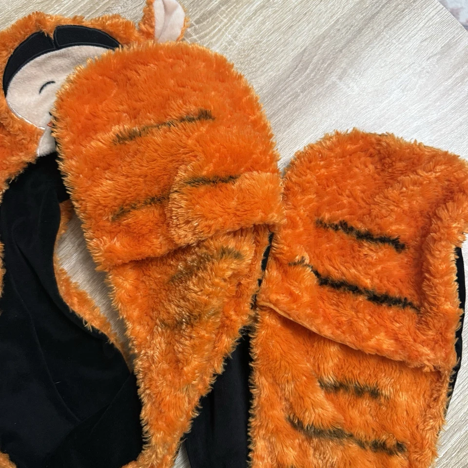 Sombrero de tigre de felpa de los parques de Disney bufanda guantes jóvenes raro retirado Winnie The Pooh Foto 3 de 4