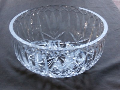 Schöne Waterford Kristall 8'' Obst/Salat Servierschüssel - gestempelt - exzellenter Zustand