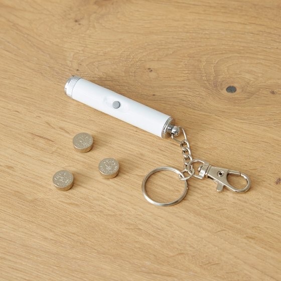 Zoon Laser Chaser Cat Toy (Batteries Included...
