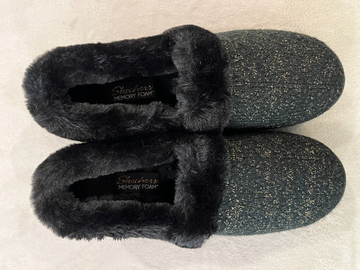 PANTOFOLA D’ORO Scarpe pantofole Skechers Cozy Lite in maglia da donna taglia 9 nero oro dolce passeggiata NUOVE