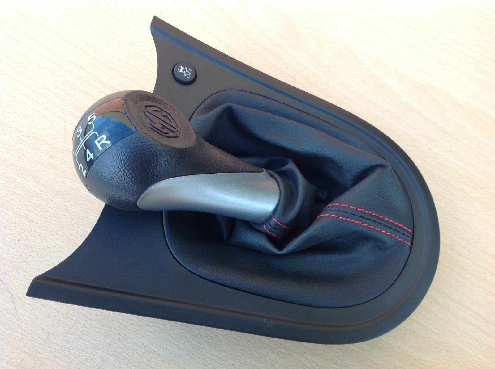 MG3 Mg 3 GEAR STICK SELECTOR SHIFTER LEVER KNOB GAITER 5 SPEED NEW ...