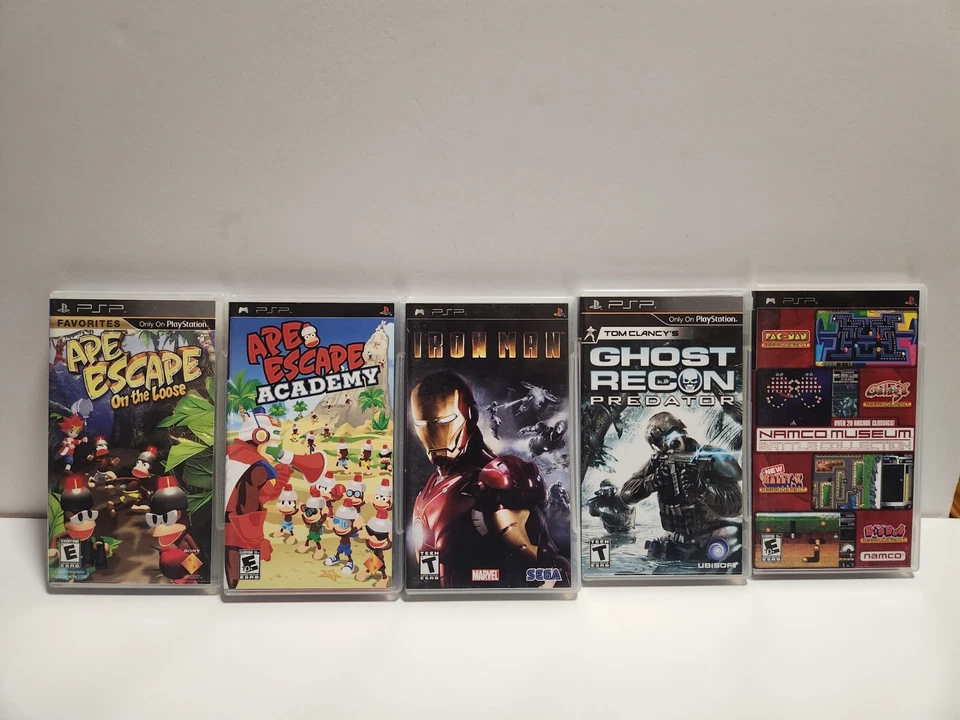 14 PSP Original Case & Manual Only Lot - Image 2 of 4