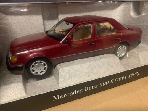 NOREV B66040699  Mercedes Benz 500 E W124 - almandin red  1/18 - Afbeelding 1 van 4
