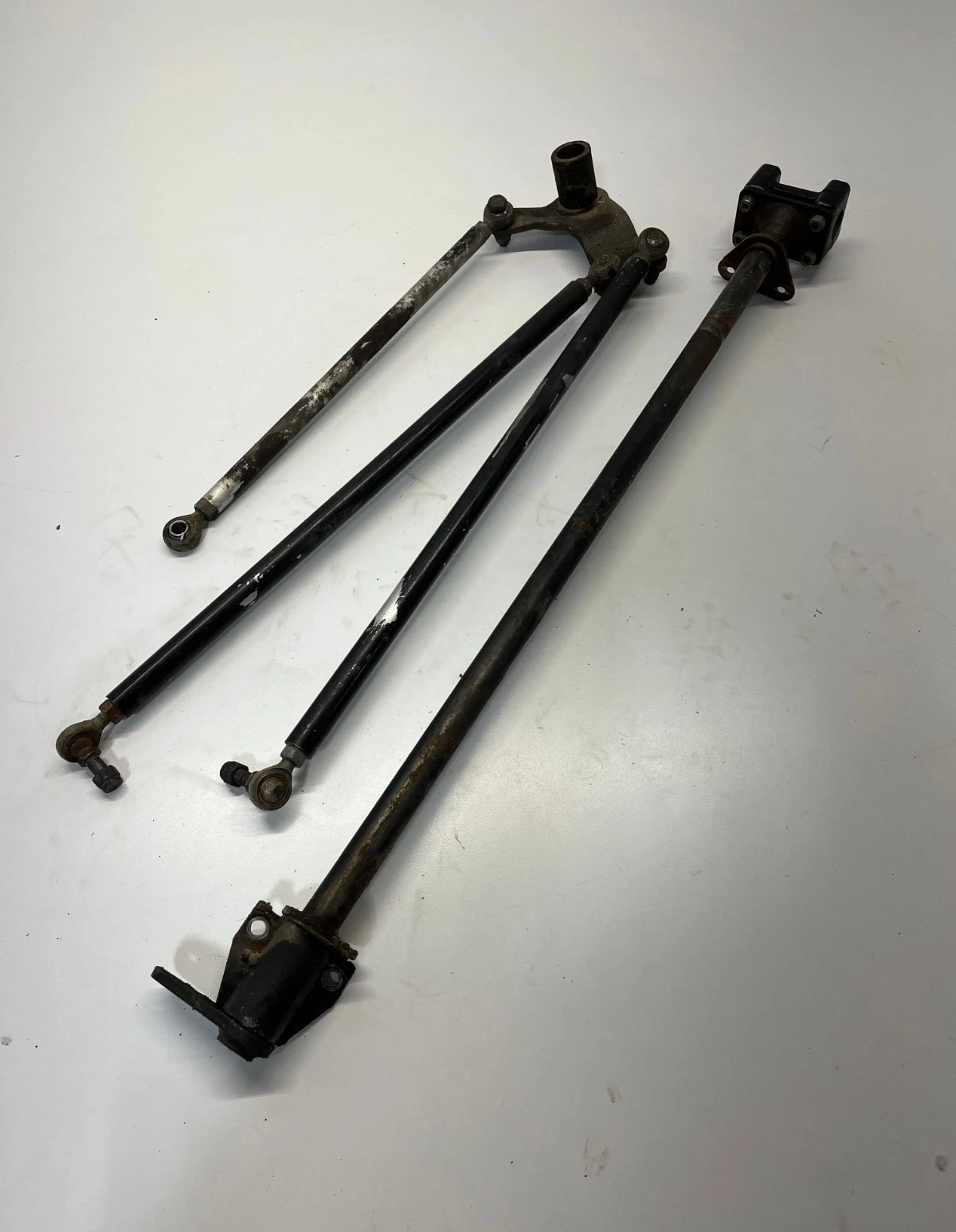 95 Polaris Indy XLT 600 OEM Steering Shaft Post Line Links Tie Rods Pivot Arm