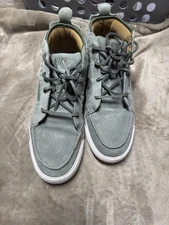 Nike Aina Chukka Green  395806-300 Size 11m