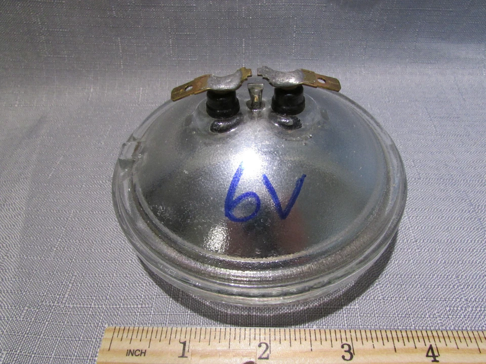 G.E. PAR36 Sealed Beam Light Lamp Bulb 6V New Old Stock - Image 2 of 2