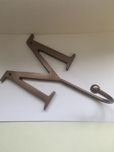Bronze M hook