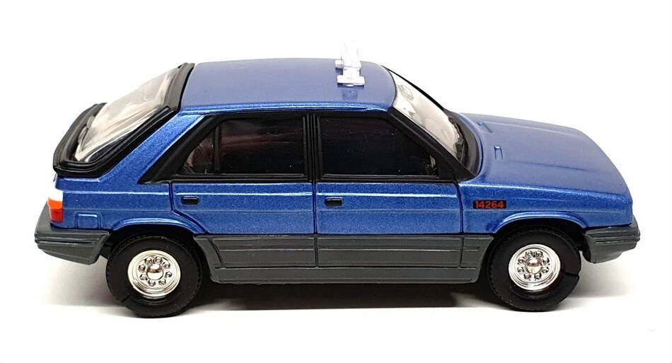 Corgi 1/36 Scale CC06401 - Renault 11 Taxi - A View To A Kill 007 Bond - Image 3 of 4