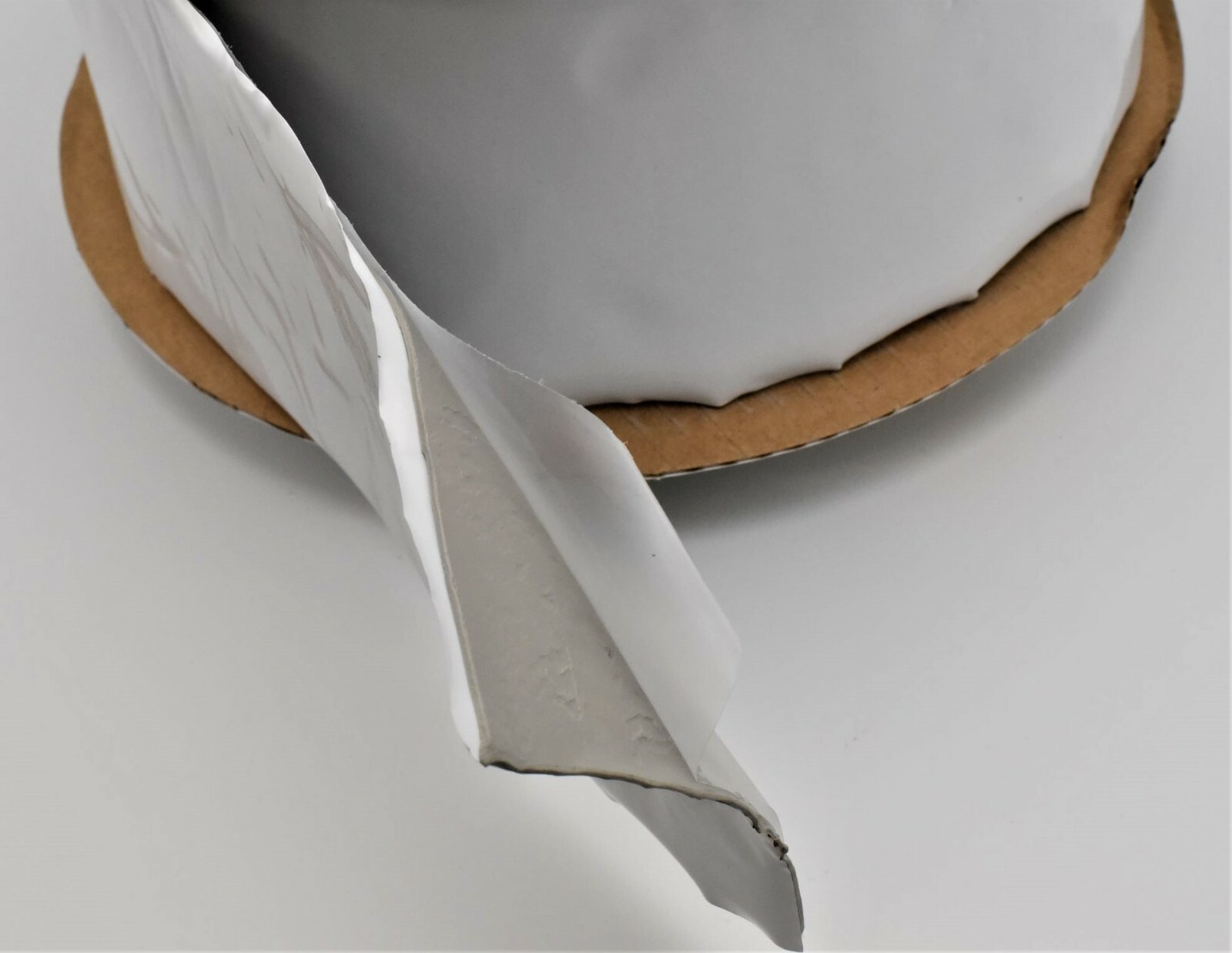 Self Adhesive Flashing Tape Gutter Sealing Roof Conservatory White/Lead