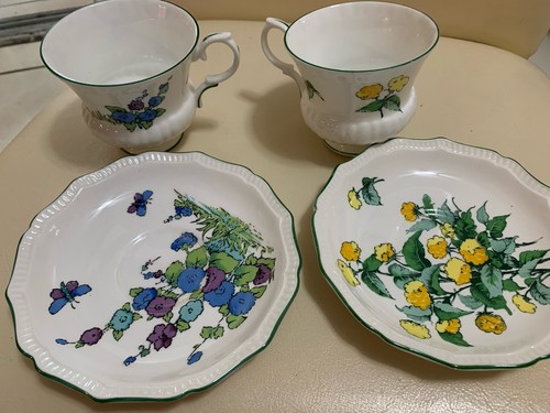 Staffordshire Set of Four Bone China Colorful Floral Design Cups and Saucers - Picture 8 of 12