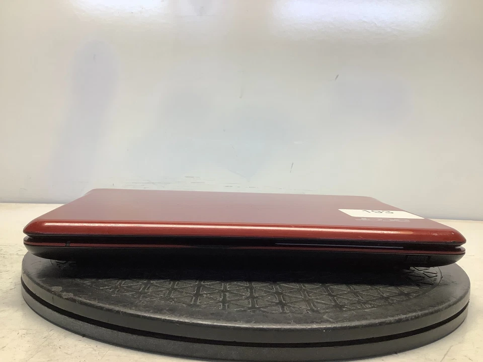 Acer Aspire One KAV10 Intel Atom N280 1.66GHz 1 GB NO HDD - Image 3 of 4