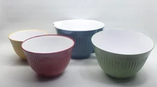 4 pc Bowl Set Melamine Batter Bowl w/ Pour Spout Handle and Non-Slip Base
