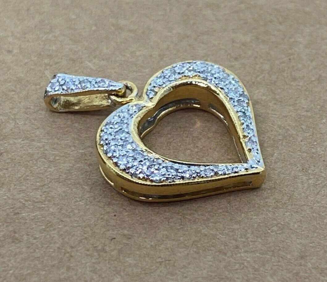 Cost of diamond pendant online