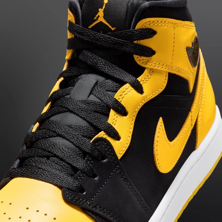 Nike Air Jordan 1 Mid イエロー/ブラック 27.5 cm NIKE ナイキ エア ジョーダン ミッド スニーカー AIR JORDAN 1