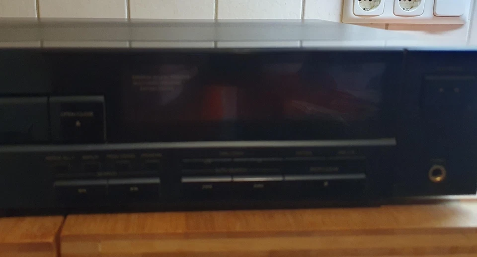 JVC XL-V211 CD Player / über 15 Jahre alt / super gepflegt. Text lesen !! - Bild 3 von 4